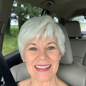 Meet your Posher, Peggy